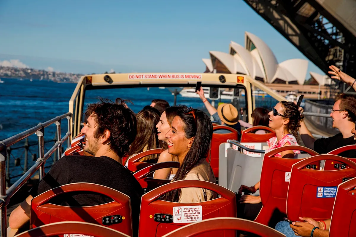 hop-on-hop-off-bus-sydney5