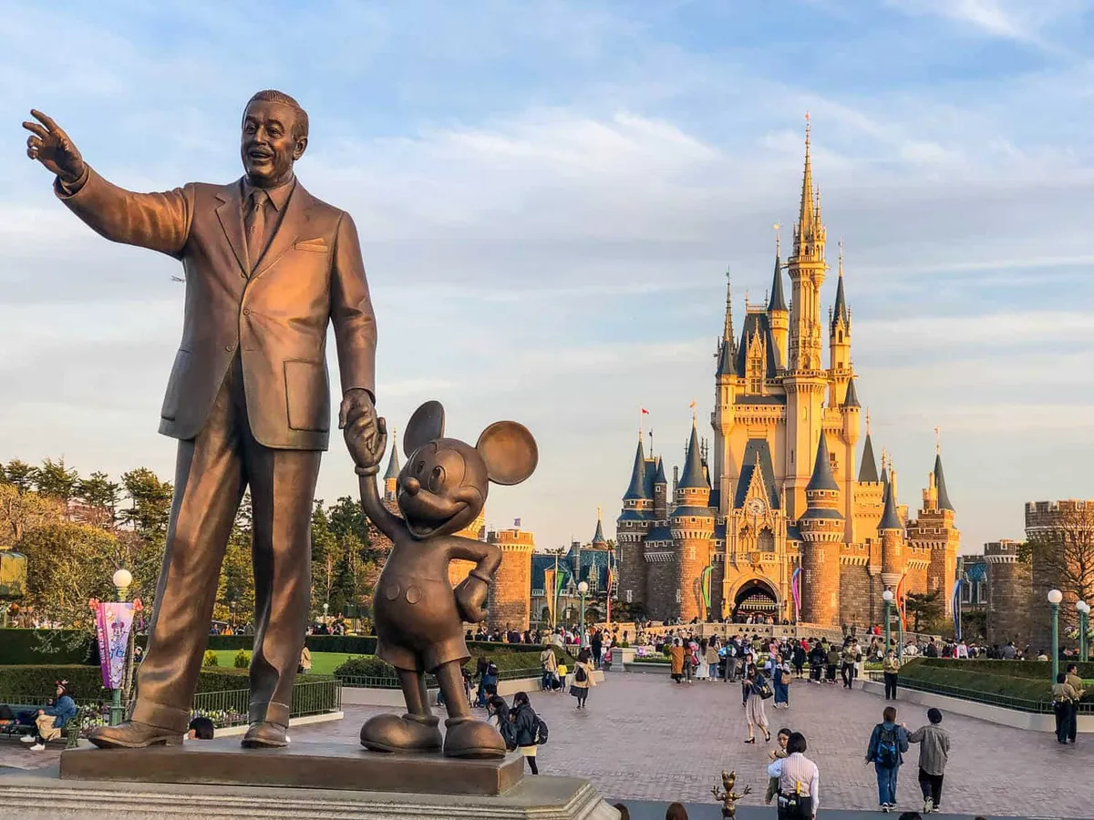 tokyo-disneyland-rides-13
