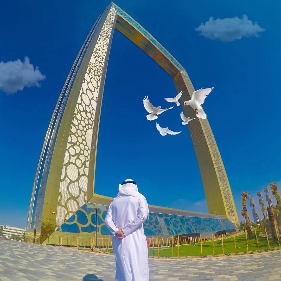 Dubai-Frame