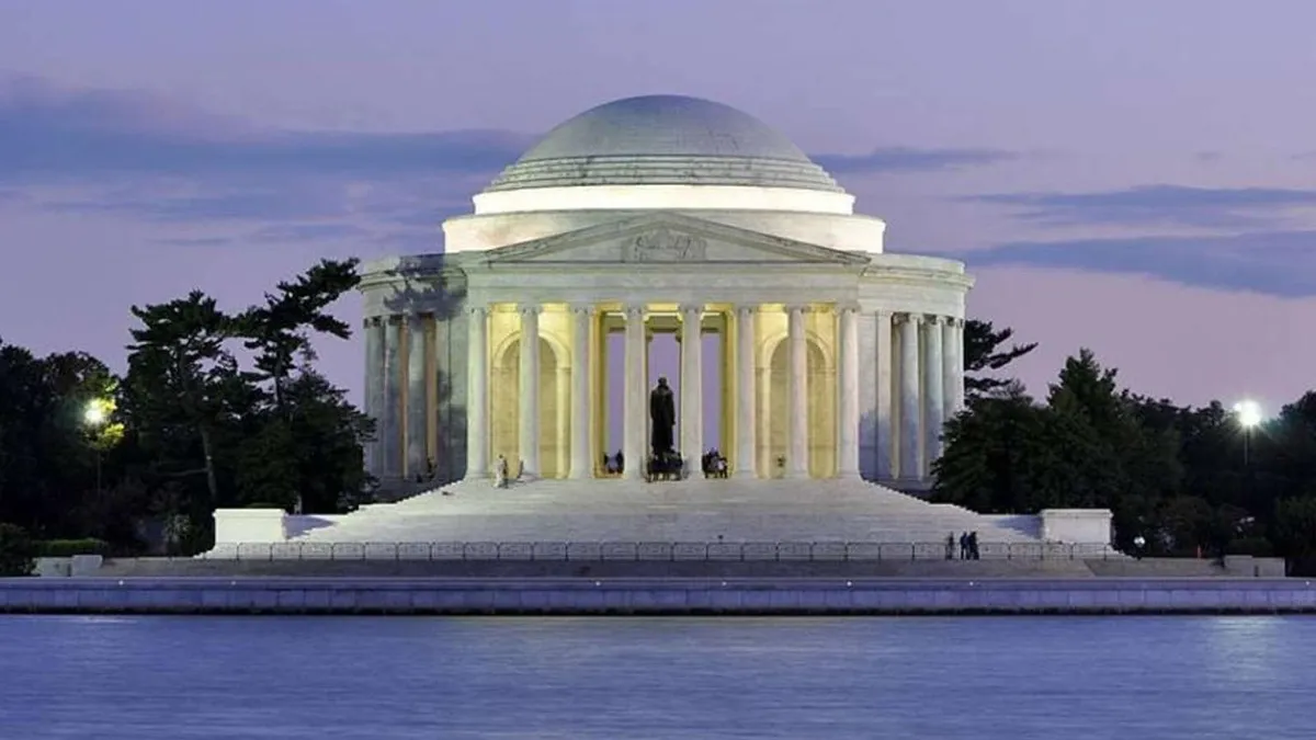អនុស្សាវរីយ៍លោកថូម៉ាស (Thomas Jefferson memorial)