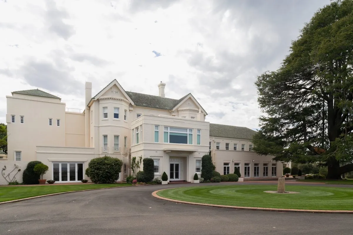 2023-09-26-Government-House-8-1200x800