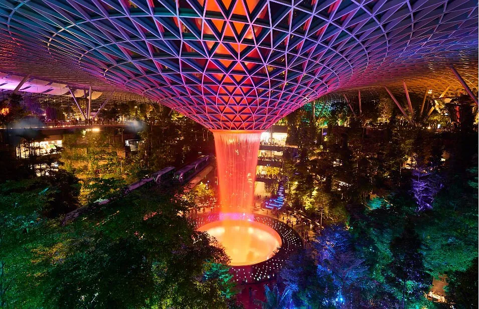 ព្រលានយន្តហោះសឹង្ហបុរី (Jewel Changi Sin)