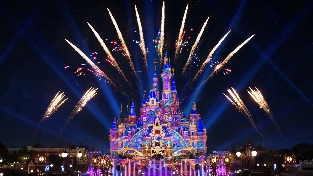 DisneyLand