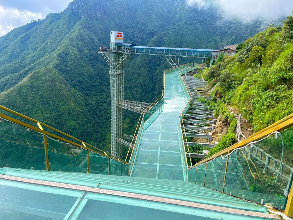 Rong May Glass Bridge