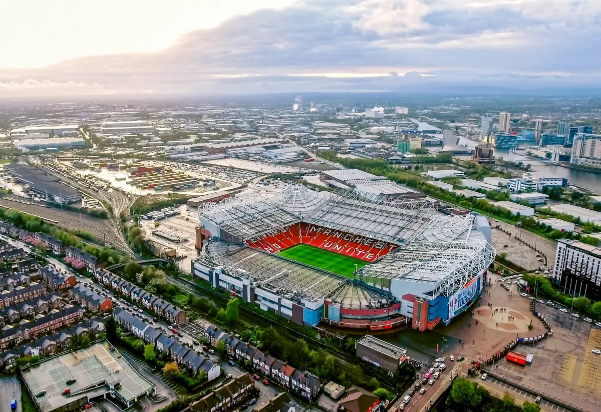 ពហុកីឡដ្ឋាន Old Trafford របស់ក្រុម Manchester United