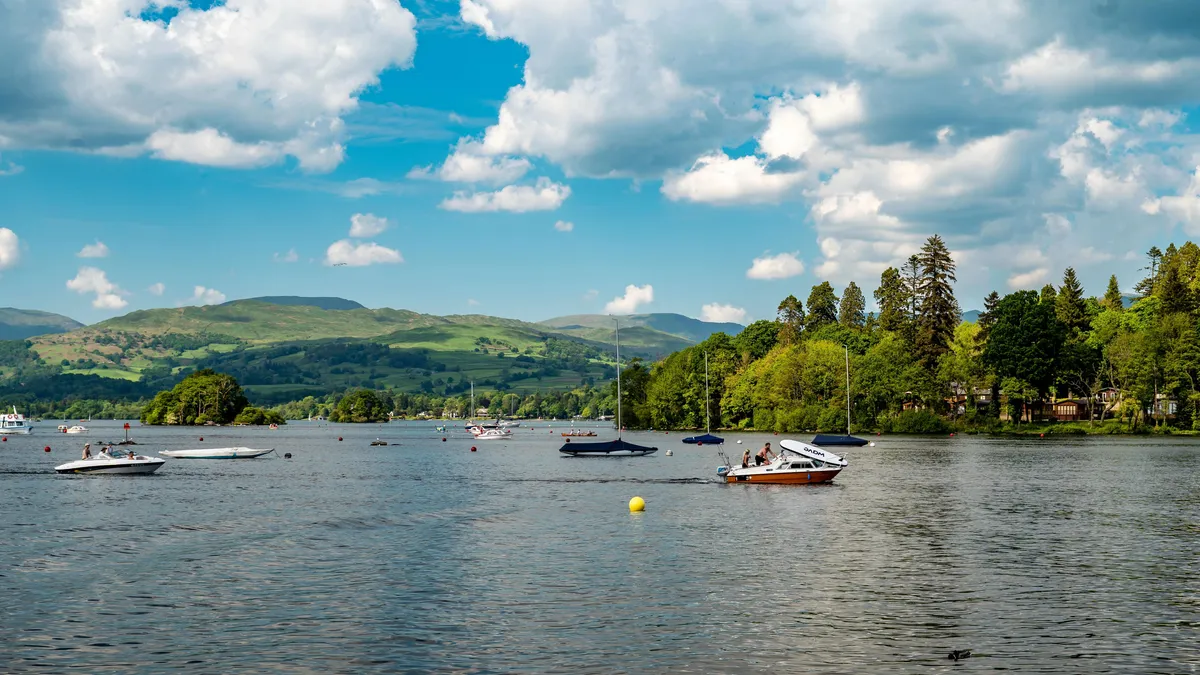 បឹងវីដឺមែរ (Lake Windermere) 