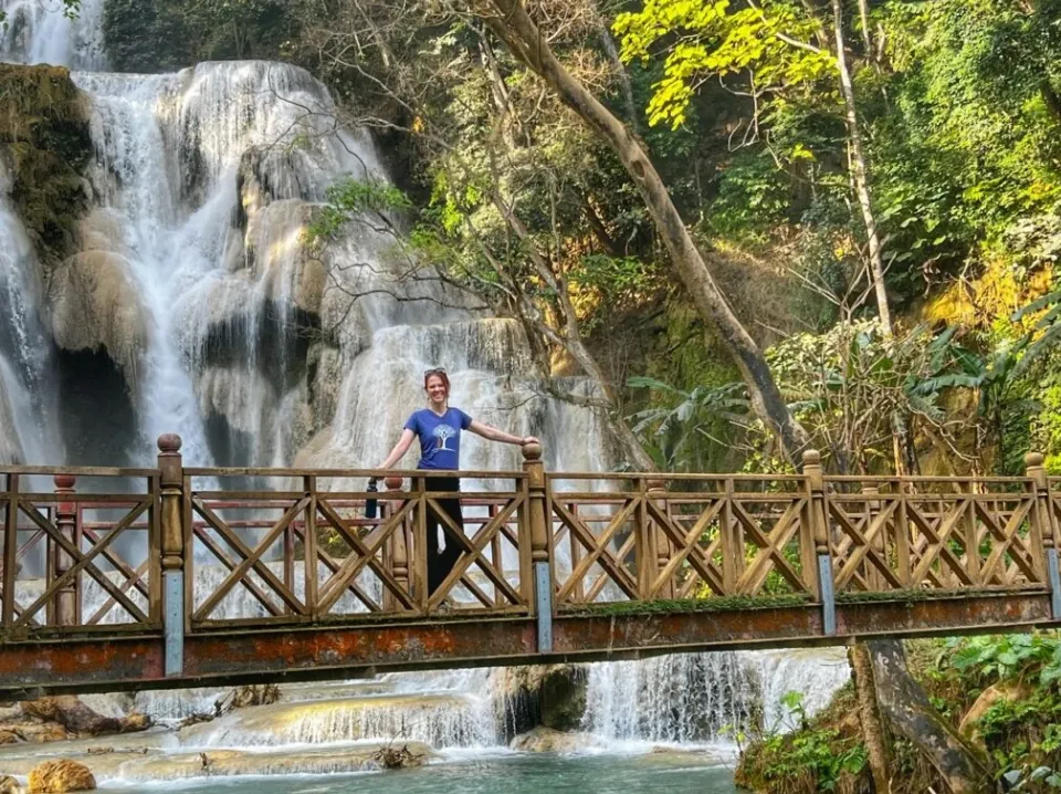 ទឹកធ្លាក់ Keo Moung Khun 
