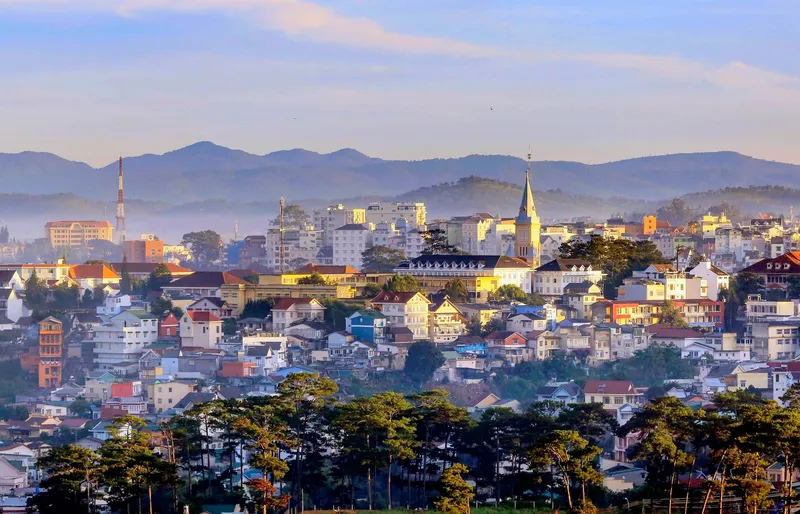 da-lat-vietnam-banner