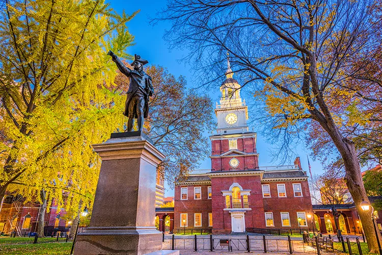 Independence-Hall-–-Philadelphia.jpg